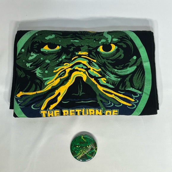 The Return Of The Swamp Thing Mens Black T Shirt Pin XL DC Comics Justice League - Picture 2 of 16